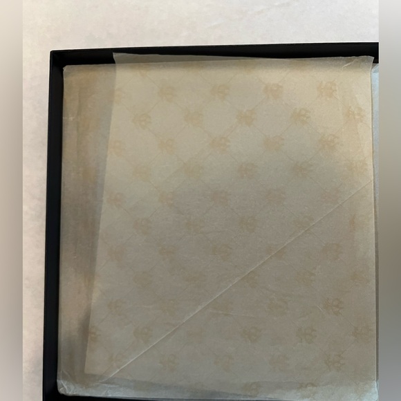 Brooks brothers scarf box - Picture 5 of 5